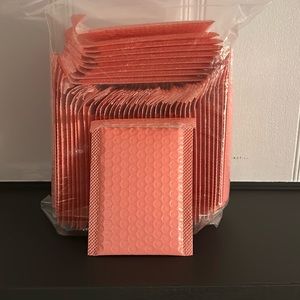 New 50 Pack of Pink Bubble Mailers 11cm*13cm